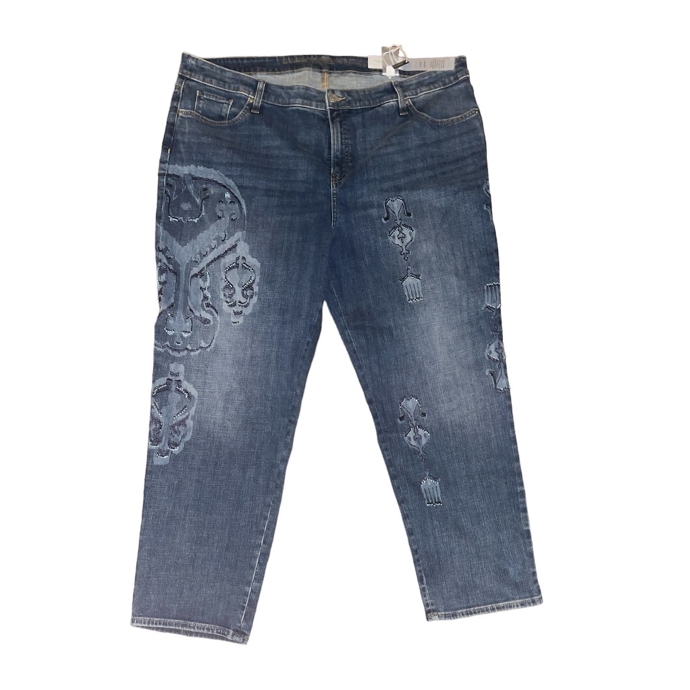 BNWT Chico Women’s Girlfriend Detailed Beaded Design Ankle Jeans
